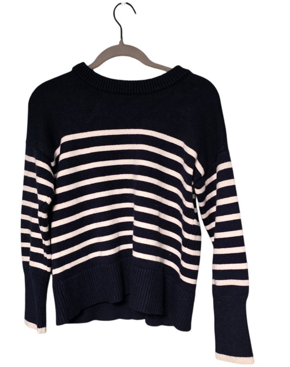 Women's Medium Blue White Stripped Sweater Costal Cozy Preppy Knitwear Office